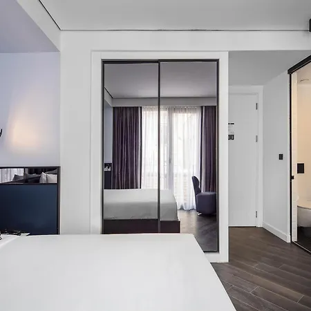 The Westist & - Special Category Hotell 2*