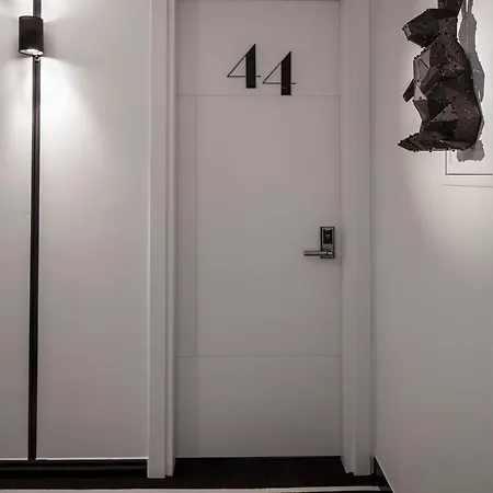 The Westist & - Special Category Hotell 3*