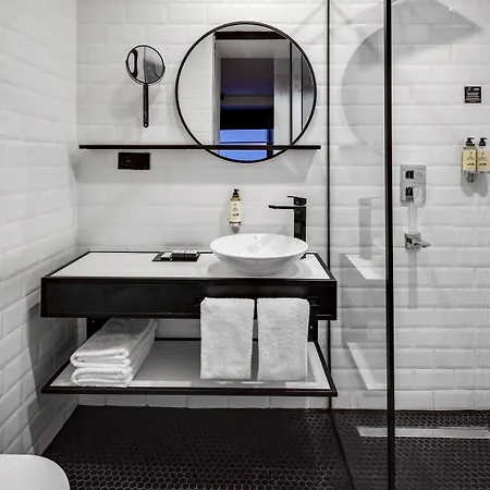 The Westist & - Special Category 2* איסטמבול