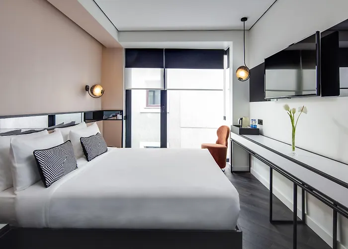 The Westist & - Special Category Hotel 2*